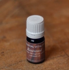 Rosewood essential oil single